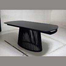 Стол DESIO 180 PURE BLACK SOLID CERAMIC Черный мрамор матовый, керамика/Черный каркас, ®DISAUR