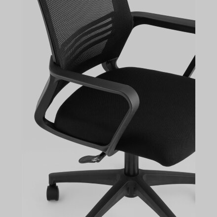 Кресло офисное TopChairs Simplex черный 