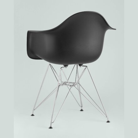 Стул Eames DAR черный, основание хромированный металл, сидение PP пластик 
