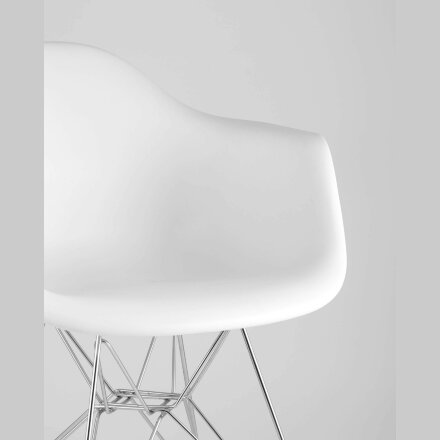 Стул Eames DAR белый, основание хромированный металл, сидение PP пластик 